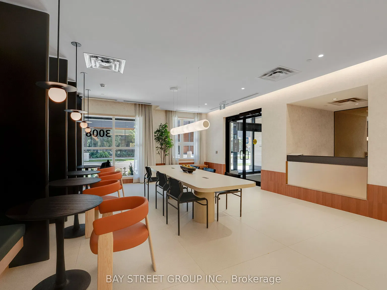 1 bed, $2,100 — Photo 4