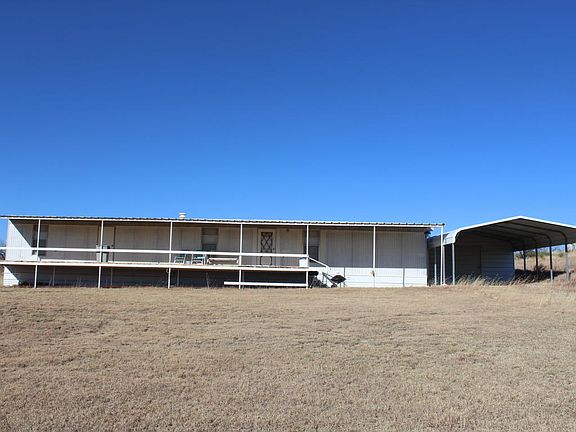 2nd image of 106 W Los Lingos Dr