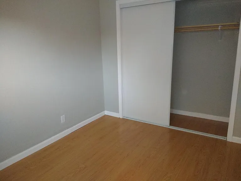 1643 6th Ave #5 — Photo 5