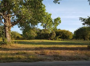 802 W 4th St, Keene, TX 76059