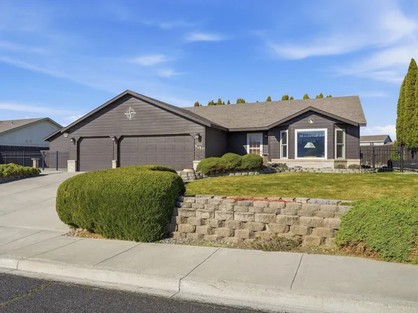 302 W 50th Ave, Kennewick, WA 99337