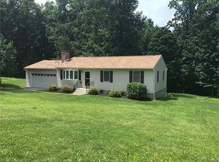 5 Cobbler Ln, New Milford, CT 06776