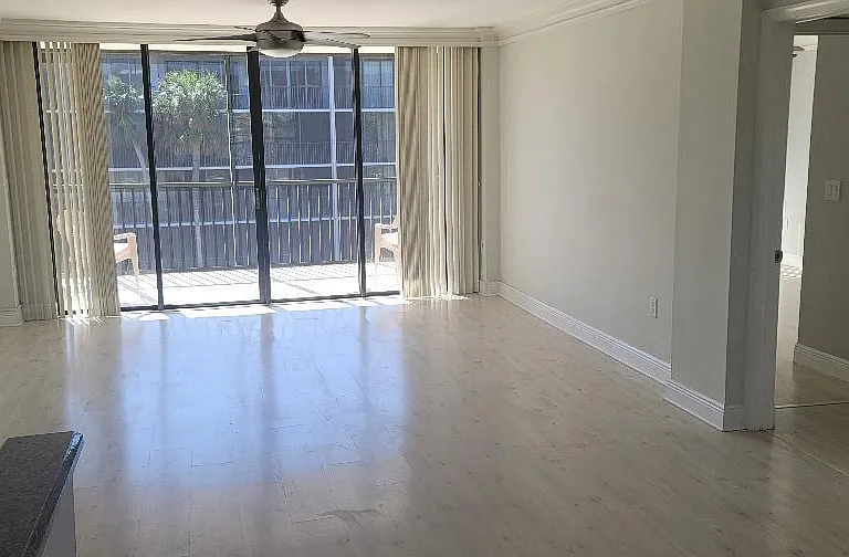 2424 N Federal Hwy #309 — Photo 13