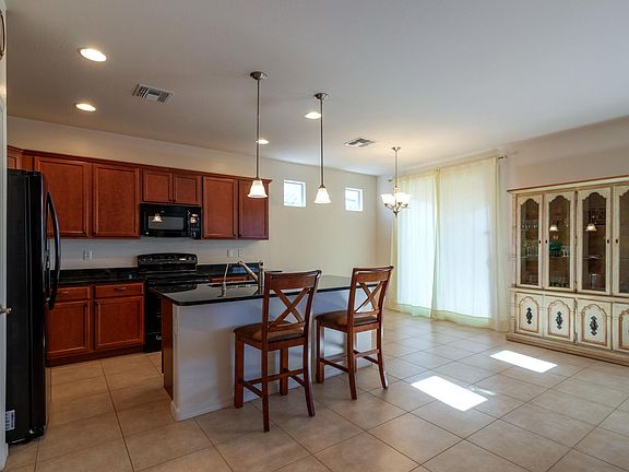 3rd image of 12752 S 184th Ave