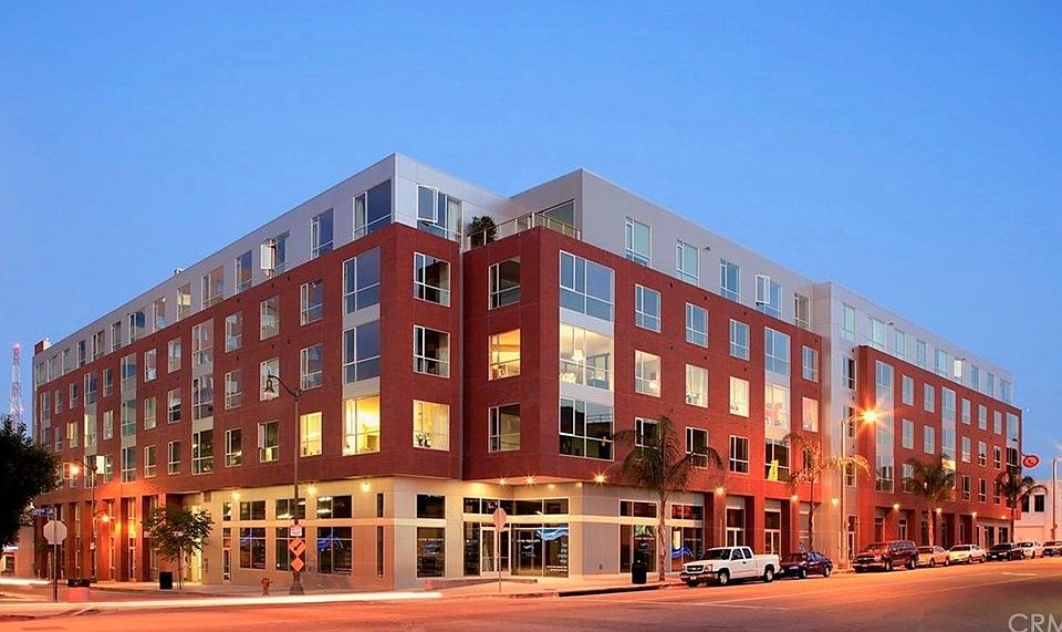 1st image of 285 W 6th St APT 211