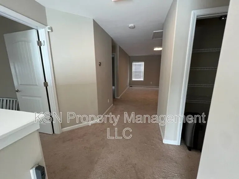 148 Tahoe Dr — Photo 18