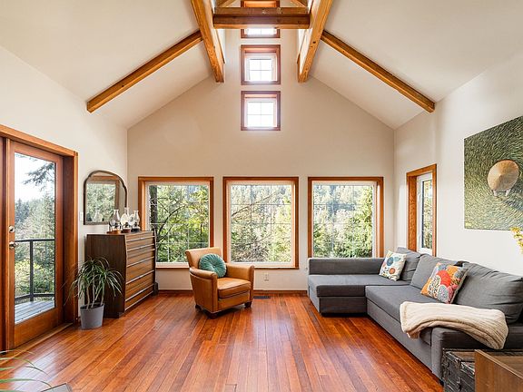 3rd image of 1245 Adams Rd