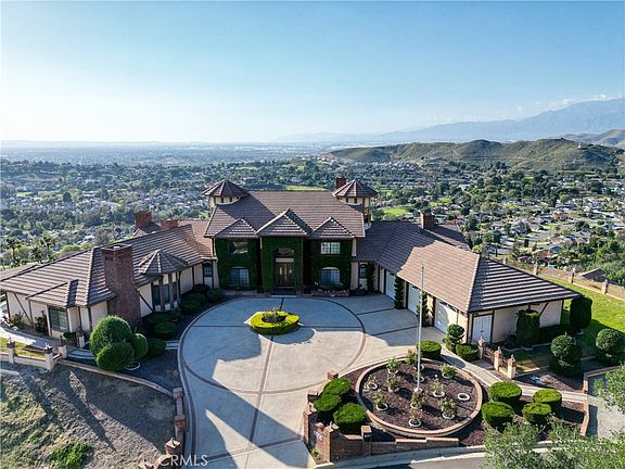 3rd image of 7421 Live Oak Dr