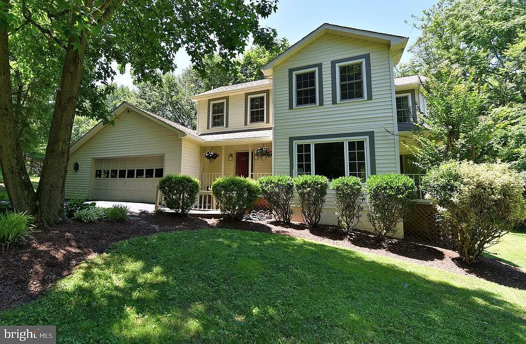 850 Kings Retreat Dr photo 1