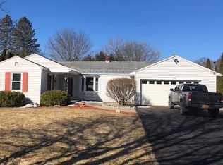 289 Swaggertown Rd, Scotia, NY 12302
