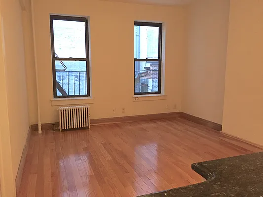 Rented by Keller Williams NYC | media 22