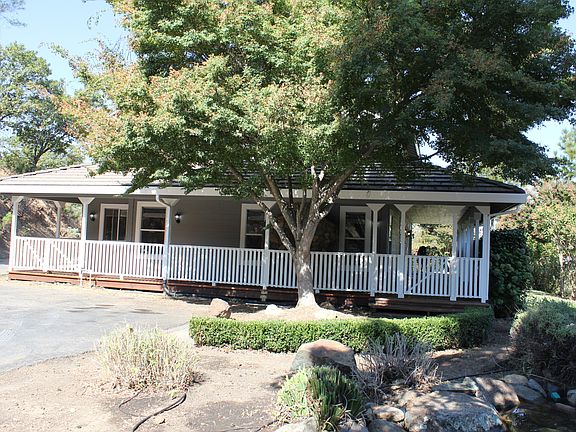 3rd image of 209 Montgomery Dr