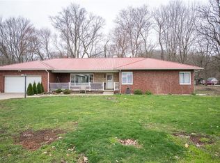 7247 Wicker Rd NW, Malvern, OH 44644