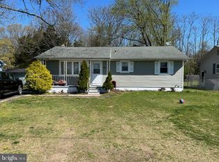 1820 W Walnut Rd, Vineland, NJ 08360