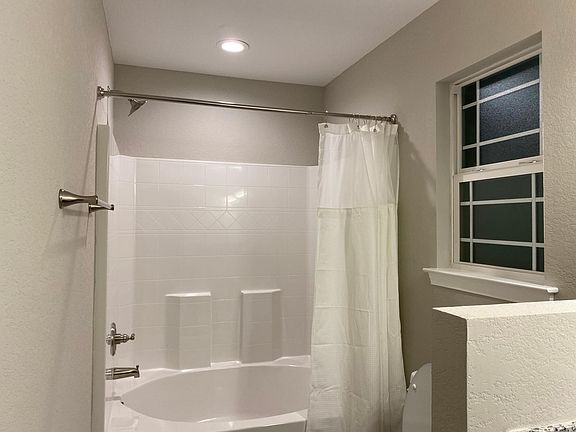 5th image of 3613 Skyler Dr