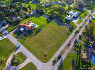 155 Sw Ln, Davie, FL 33331
