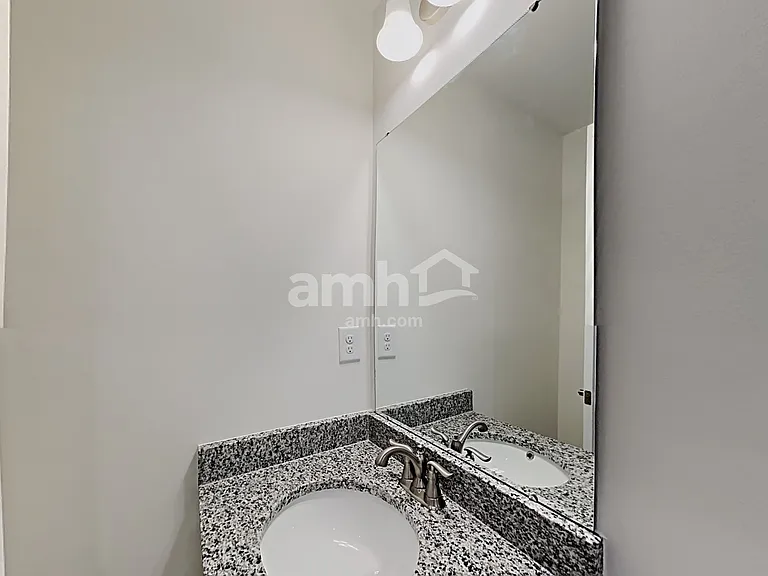 5061 Twin River Dr — Photo 19