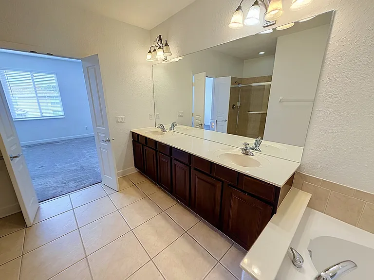 2931 Metro Sevilla Dr #103 — Photo 10