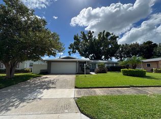 13926 Sunset Dr, Largo, FL 33774