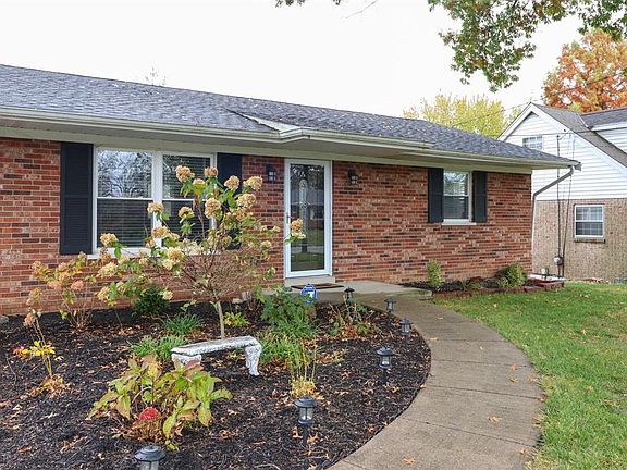 2nd image of 3748 Lisa Ln