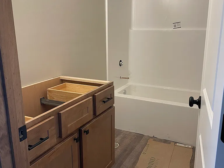 202 Lakeside Dr #202 — Photo 8