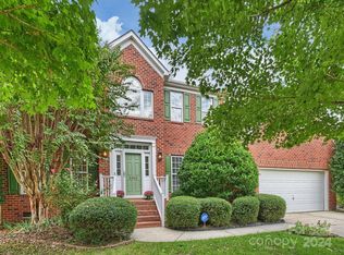 8302 Tintinhull Ln, Waxhaw, NC 28173