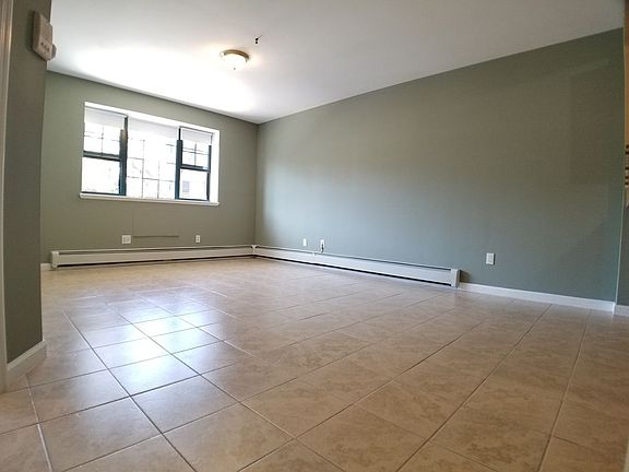 5th image of 67 Stockholm St #202