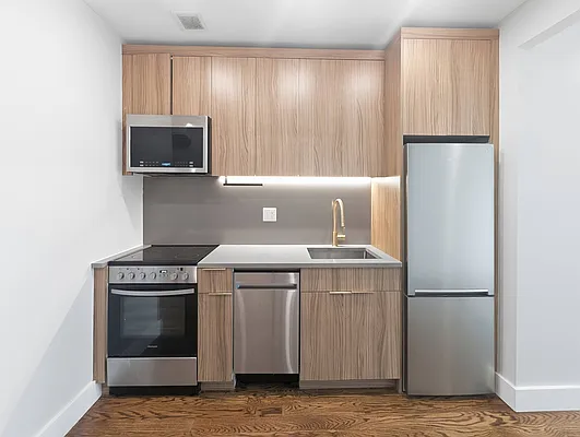 Kitchen, photo 2