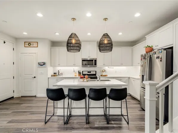 3880 S Oasis Paseo Unit 21, Ontario, CA 91761
