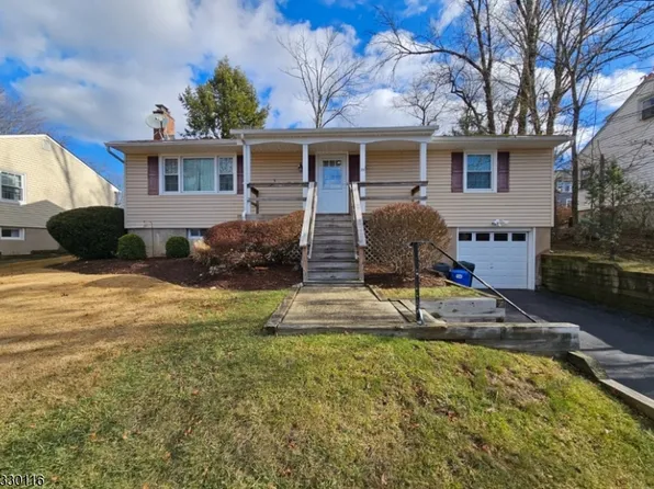 24 Lloyd Ave, Stanhope Boro, NJ 07874