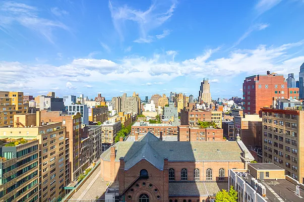 Sold by SERHANT. | media 9