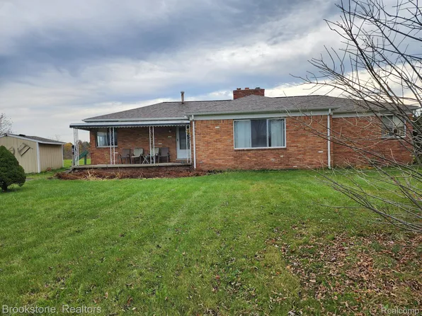 5851 Marine City Hwy, Cottrellville, MI 48039