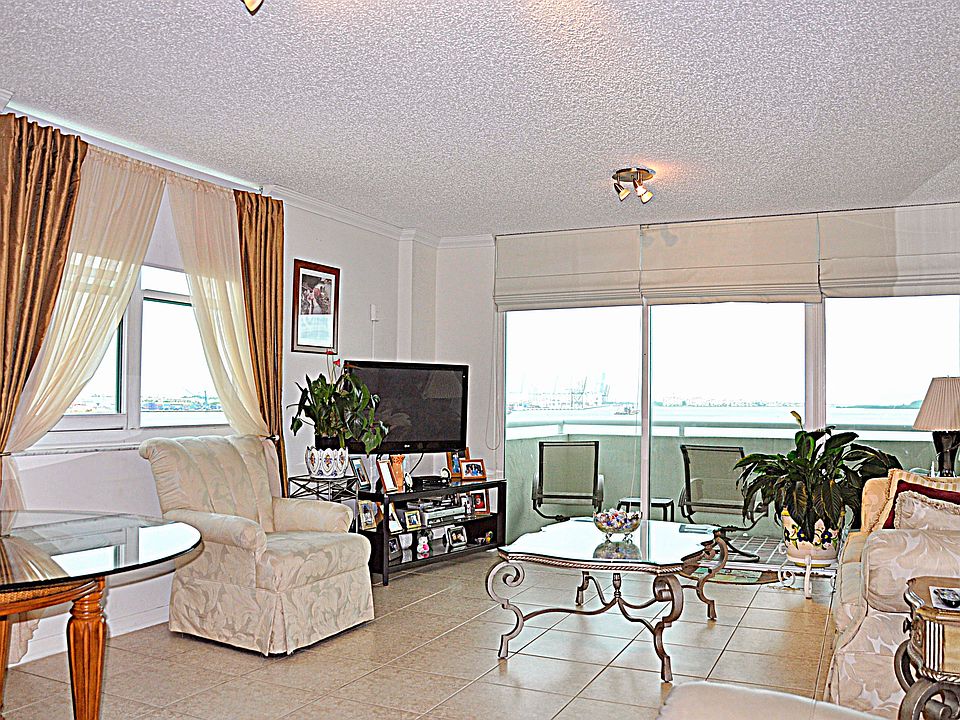 1st image of 800 Claughton Island Dr APT 901