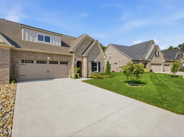 11145 Narrow Leaf Dr, Knoxville, TN 37932