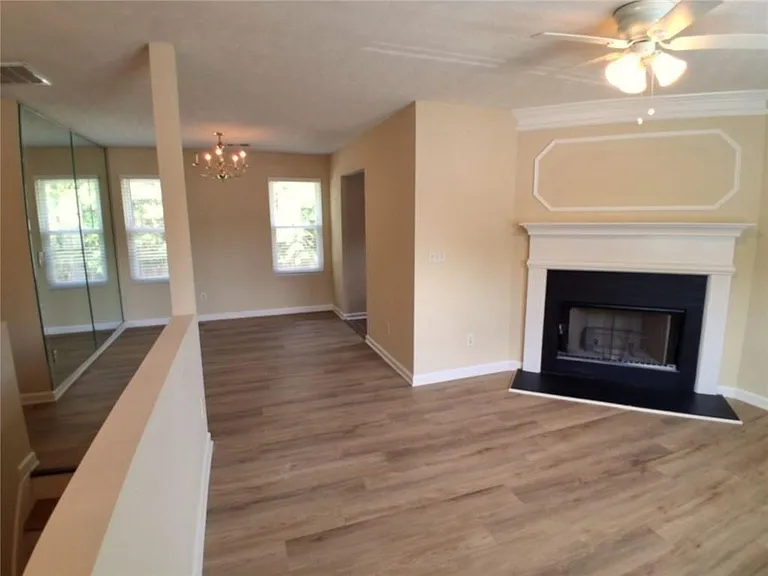 3617 Oakland Spring Ct — Photo 5