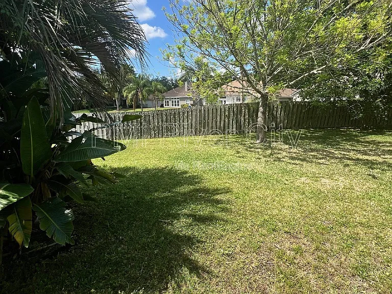 2480 Ridge Will Dr — Photo 11