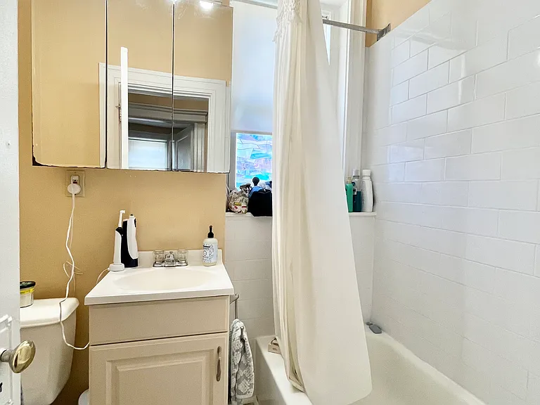 15 Colborne Rd — Photo 4