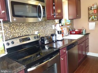 1300 Eli Pl, Landover, MD