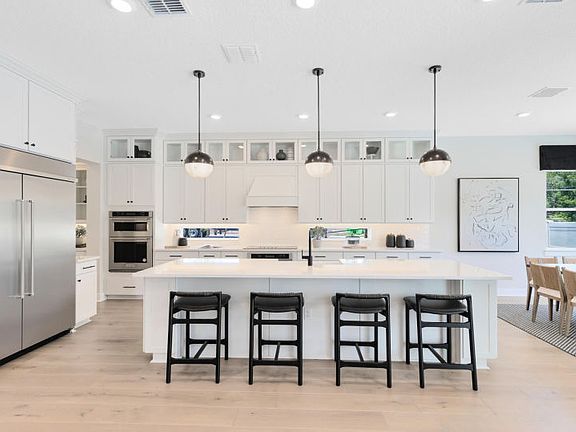 Spacious Kitchen