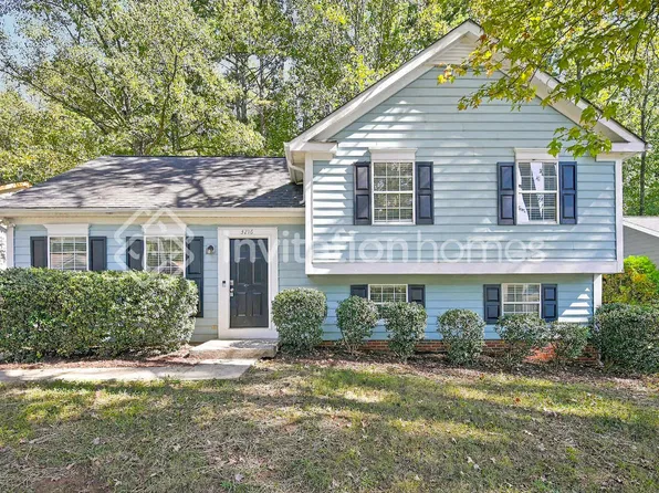 3216 Mintleaf Dr, Charlotte, NC 28269
