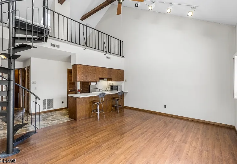 2 Squaw Valley Ct #6 — Photo 9