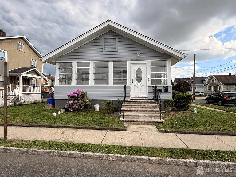 388 New Hampshire Ln #2 — Photo 5