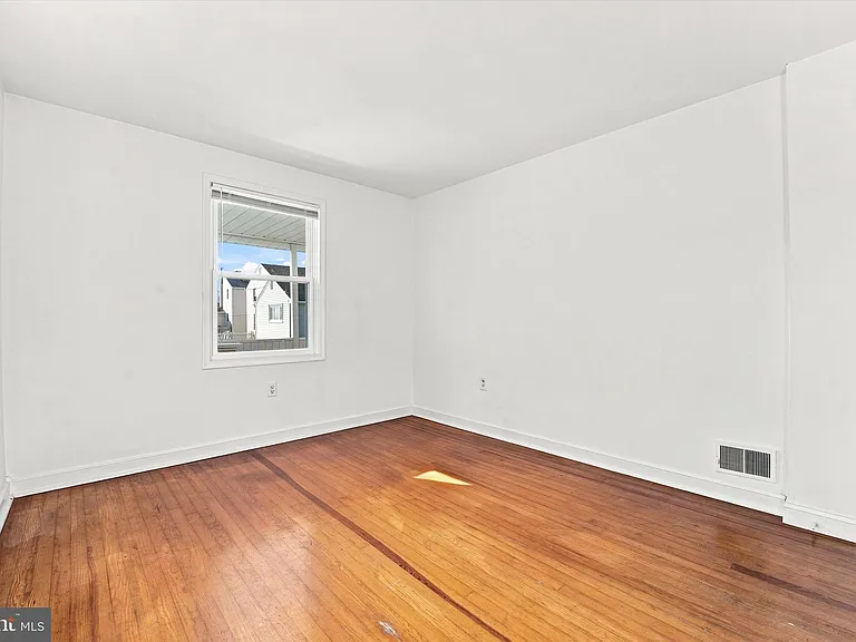 703 Media Pkwy — Photo 15