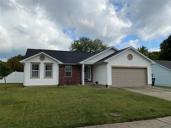 200 Newcastle Dr, Fairview Heights, IL 62208