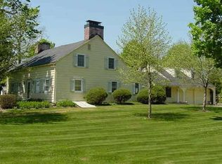 41 Rymph Rd, Staatsburg, NY 12580