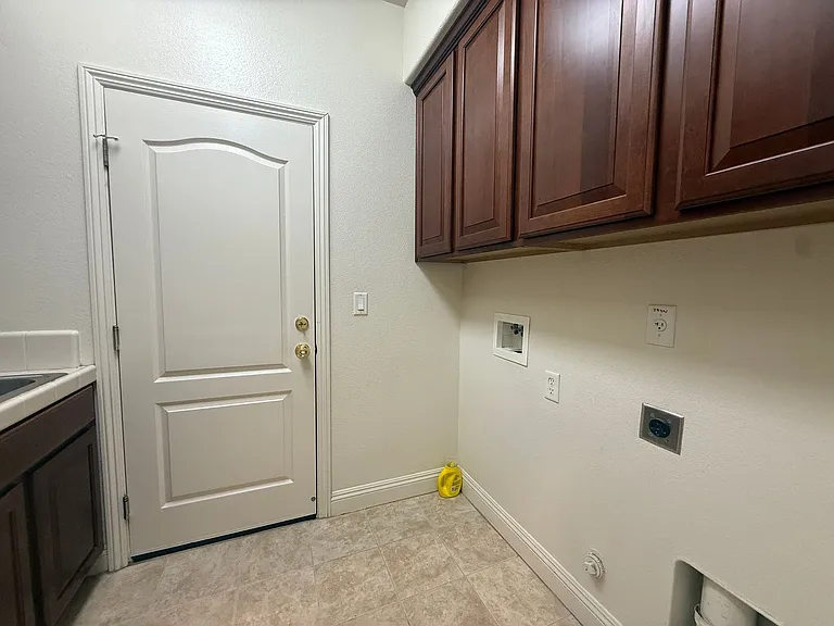 4221 Anatolia Dr — Photo 24