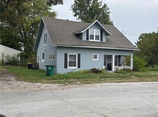 408 W 5th St, Braymer, MO 64624