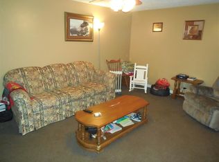 1104 E Collins St, Flatwoods, KY 41139