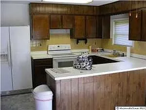 174 Port Royal Dr photo 1
