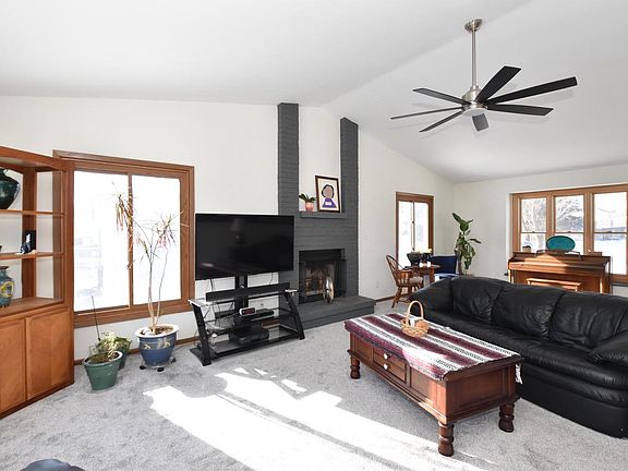 4th image of 7904 South 67th STREET